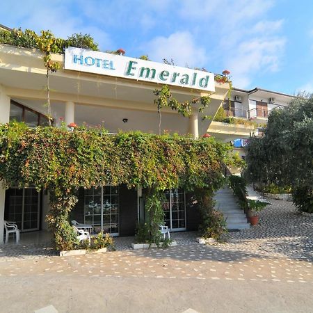 Hotel Emerald Хриси-Амудия Экстерьер фото