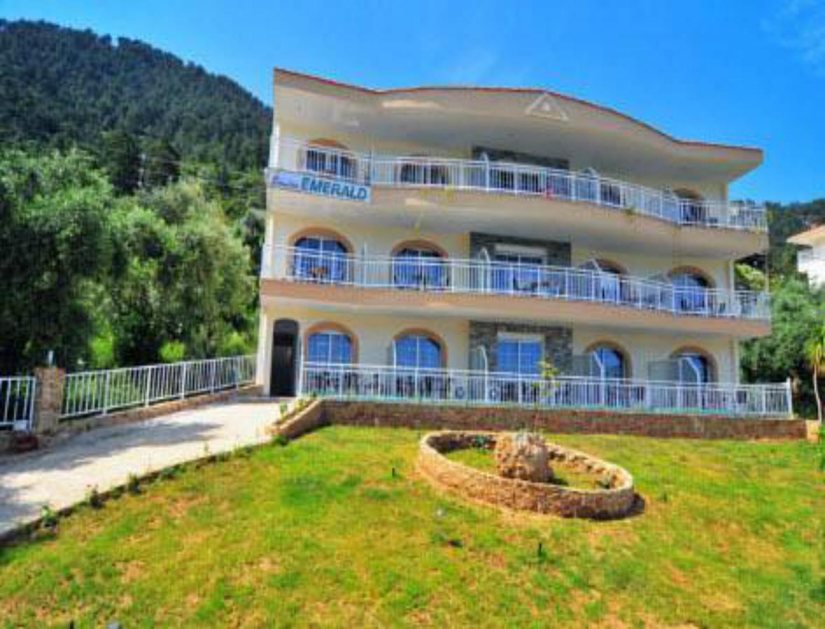 Hotel Emerald Хриси-Амудия Экстерьер фото