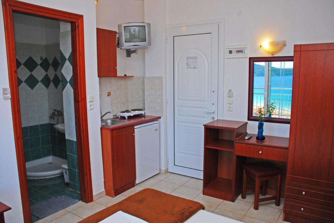 Hotel Emerald Хриси-Амудия Номер фото